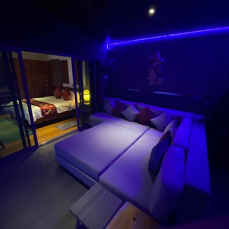 Stunning Villa With Ocean Views And Free Car 라마이비치 외부 사진