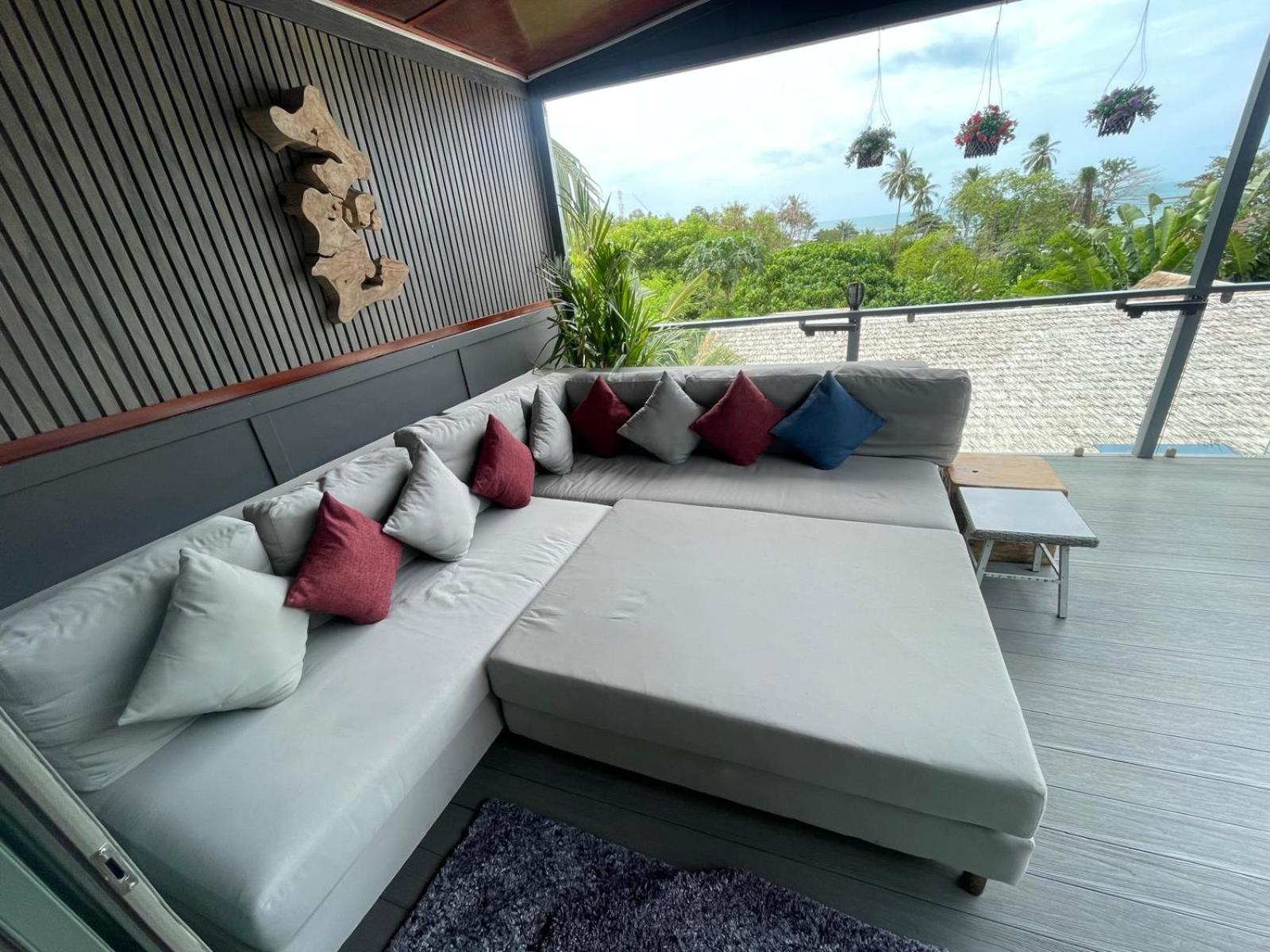 Stunning Villa With Ocean Views And Free Car 라마이비치 외부 사진