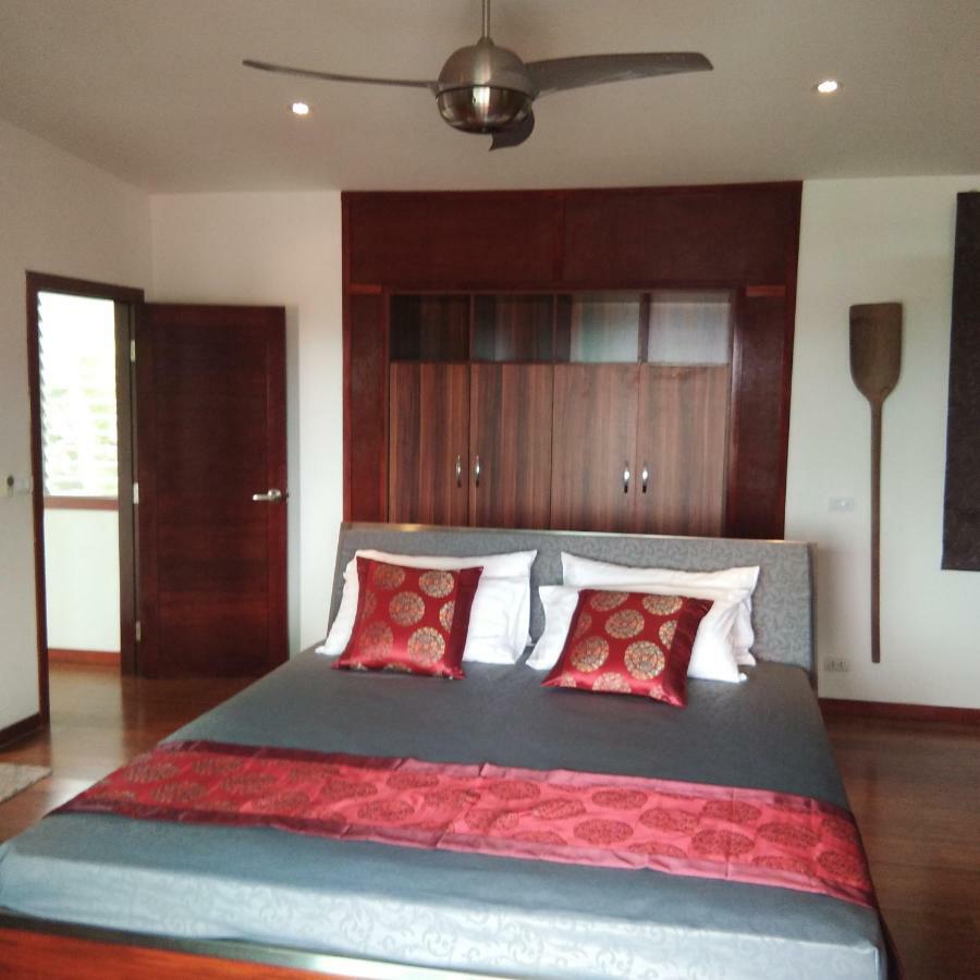 Stunning Villa With Ocean Views And Free Car 라마이비치 외부 사진