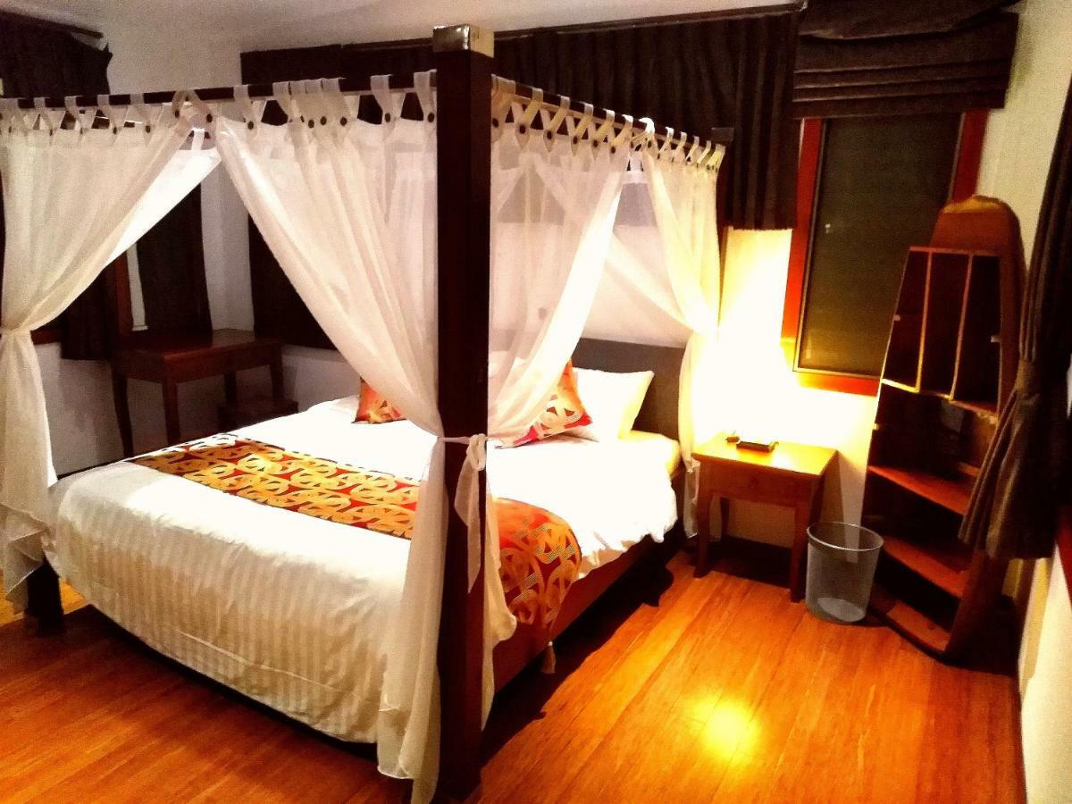 Stunning Villa With Ocean Views And Free Car 라마이비치 외부 사진