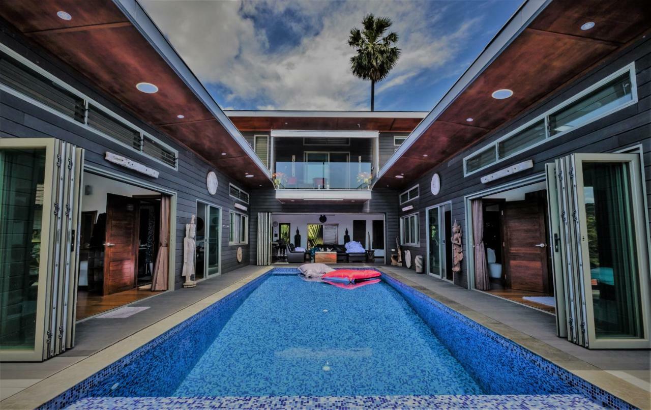 Stunning Villa With Ocean Views And Free Car 라마이비치 외부 사진