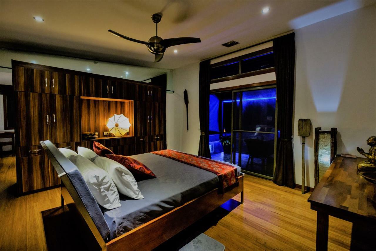 Stunning Villa With Ocean Views And Free Car 라마이비치 외부 사진