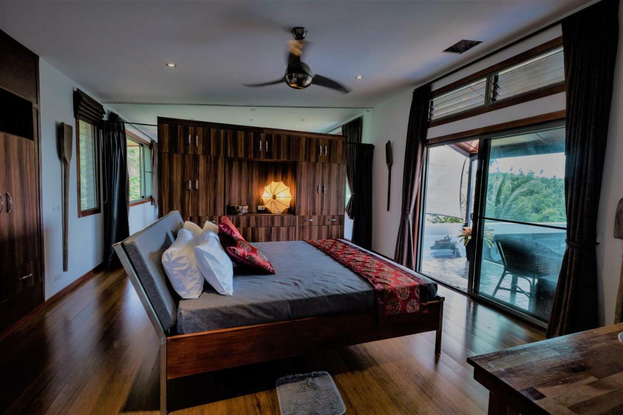 Stunning Villa With Ocean Views And Free Car 라마이비치 외부 사진