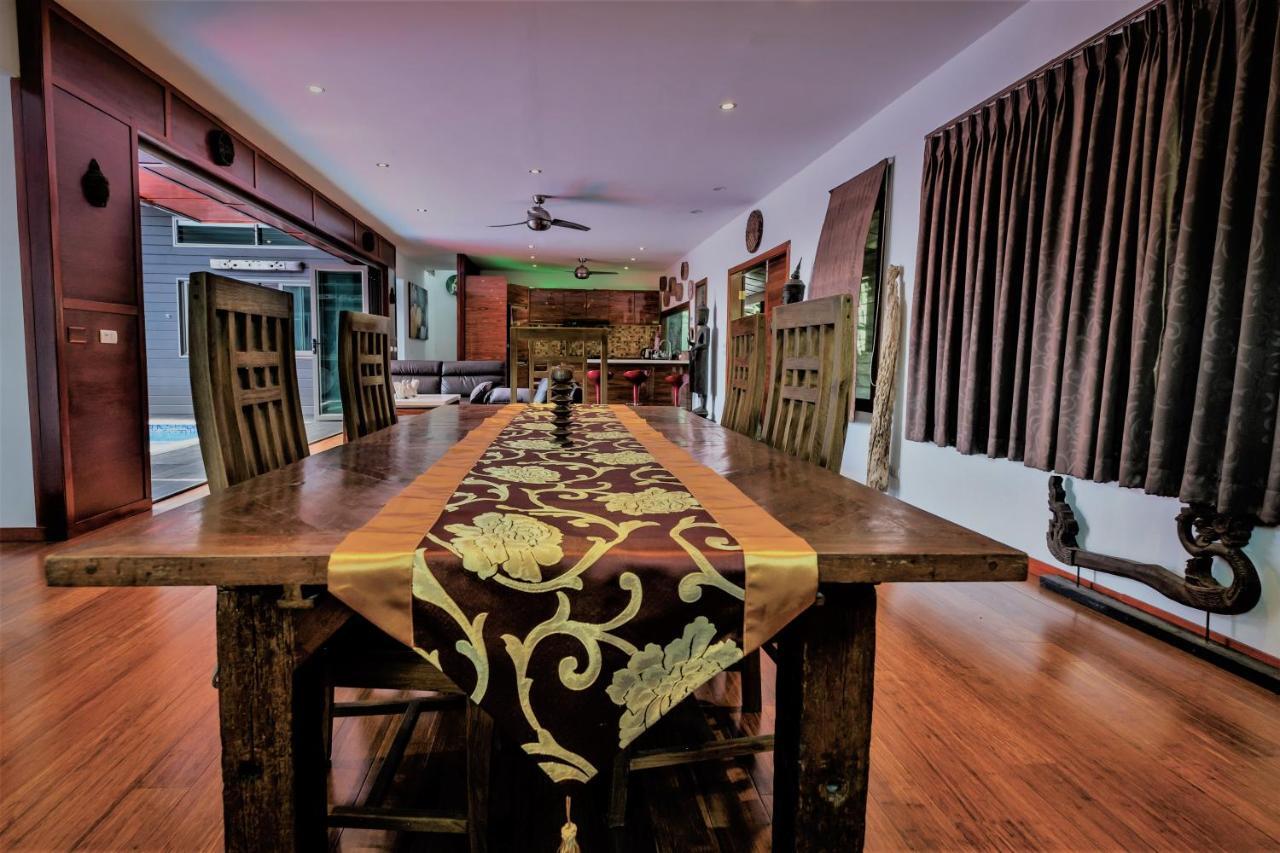 Stunning Villa With Ocean Views And Free Car 라마이비치 외부 사진